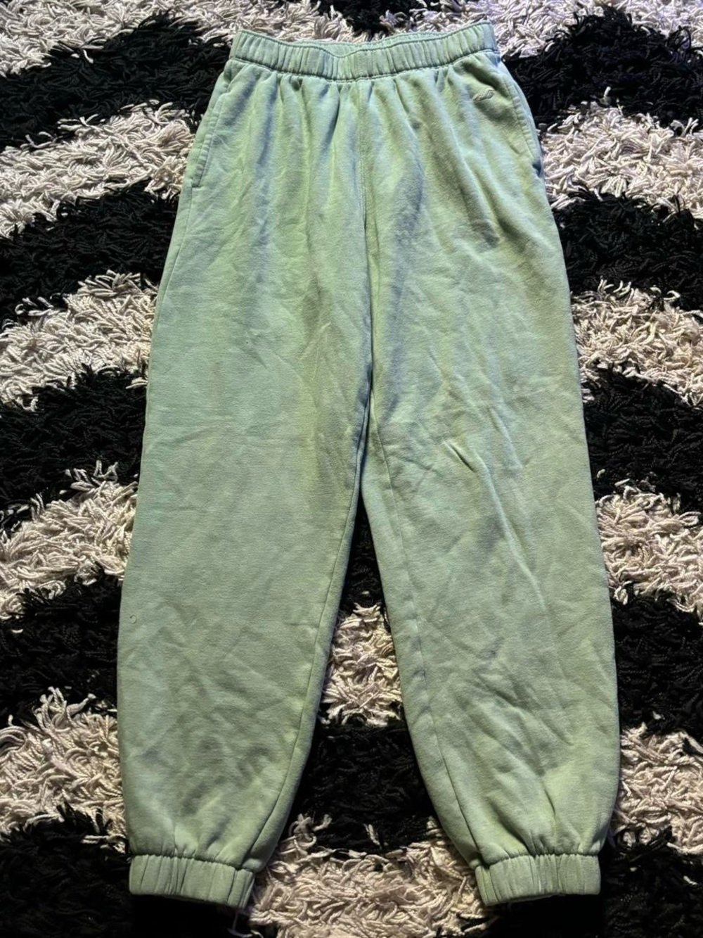 Hollister Streetwear Light Green Adjustable Rise Sweatpants Casual Joggers
